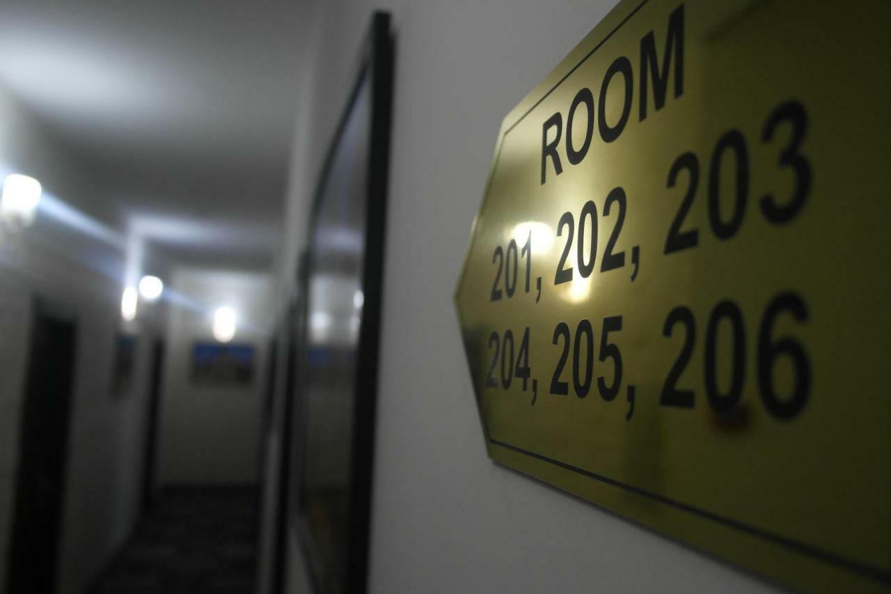 Orient Star Hotel Tashkent Esterno foto