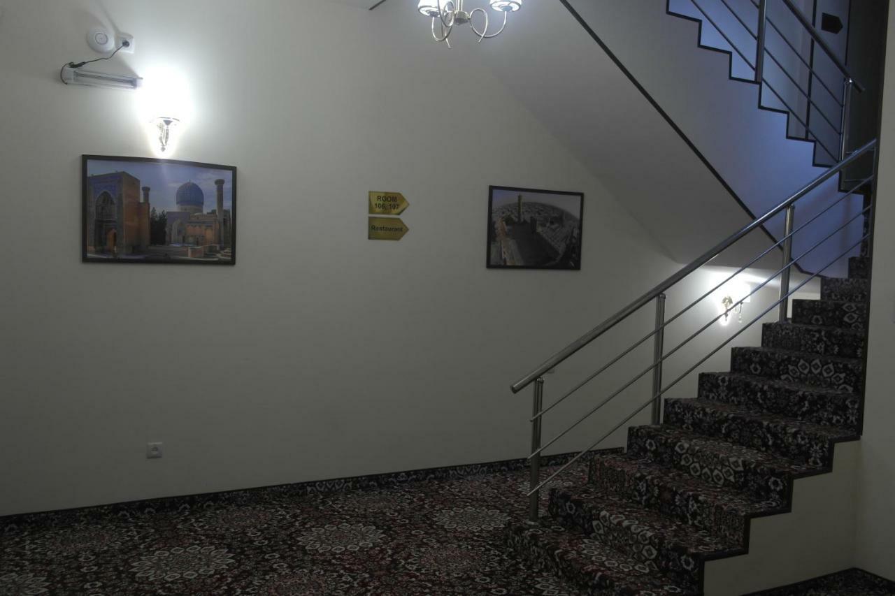 Orient Star Hotel Tashkent Esterno foto