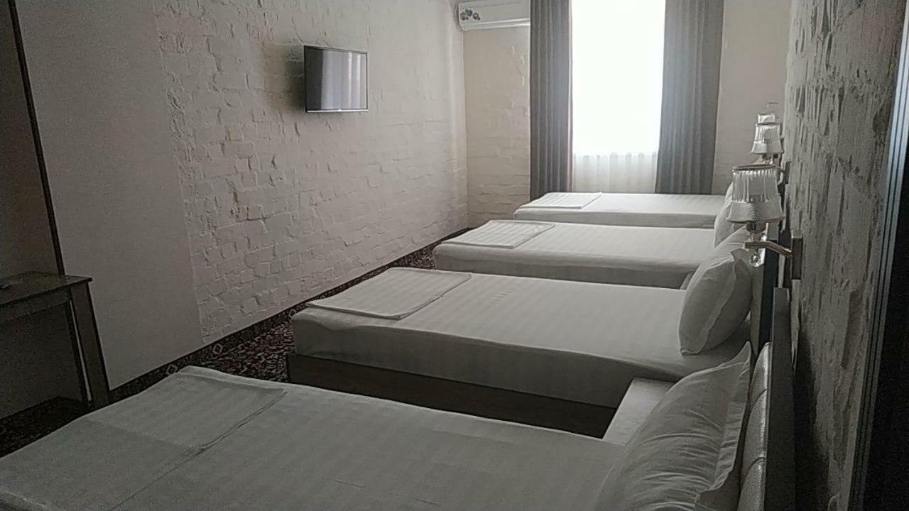 Orient Star Hotel Tashkent Esterno foto